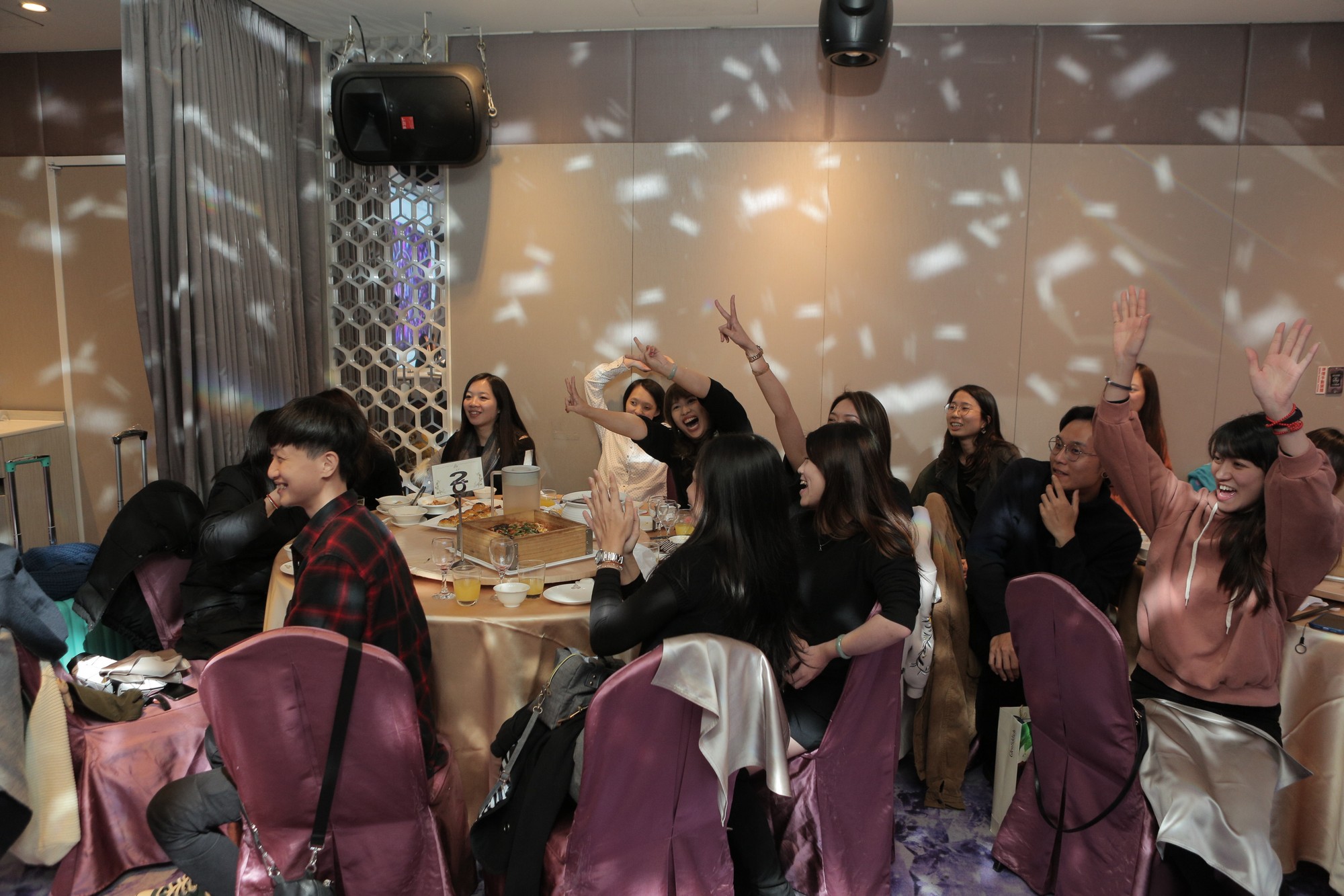 2026年春酒、尾牙遊戲玩這五款遊戲就對了！不用準備道具、不用花大錢，就可以玩到全場超嗨的尾牙遊戲！ - CanYou 尾牙遊戲